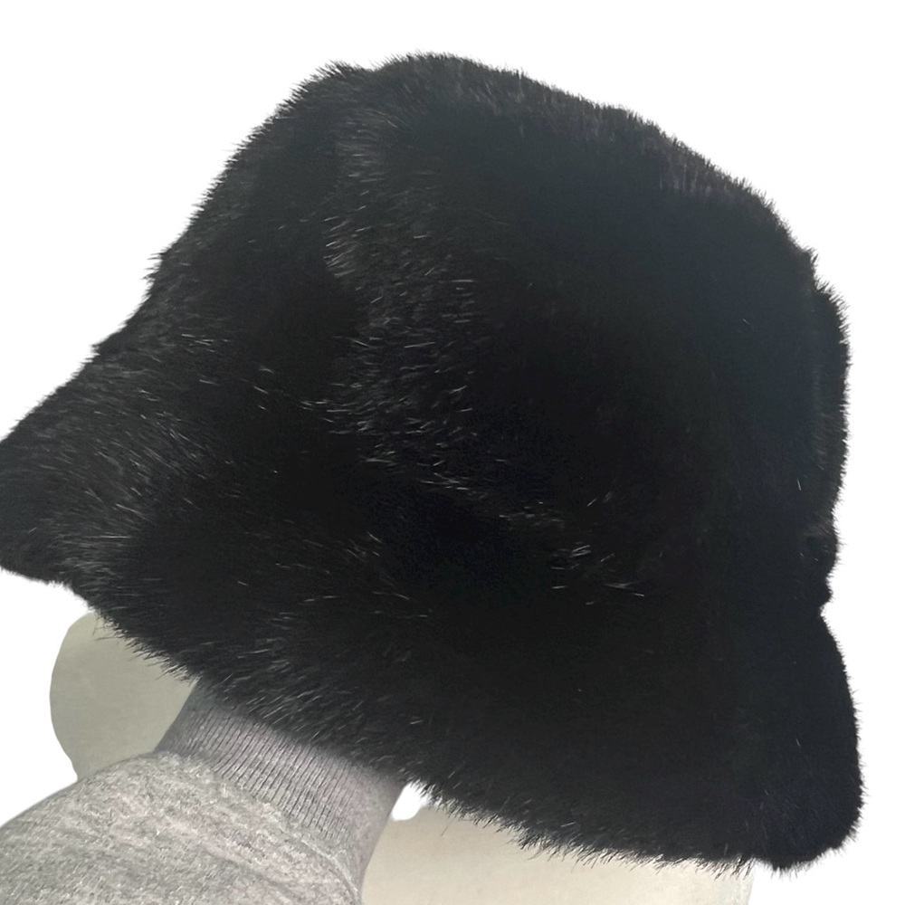 VTG La Maison De La Fausse‎ Fourrure Paris Black Fur Hat Size 57